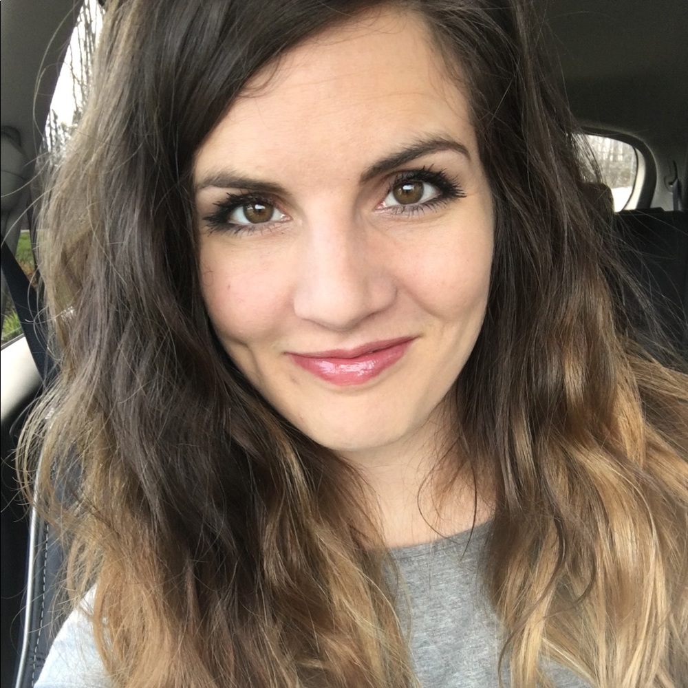 Meet your Posher, Candace